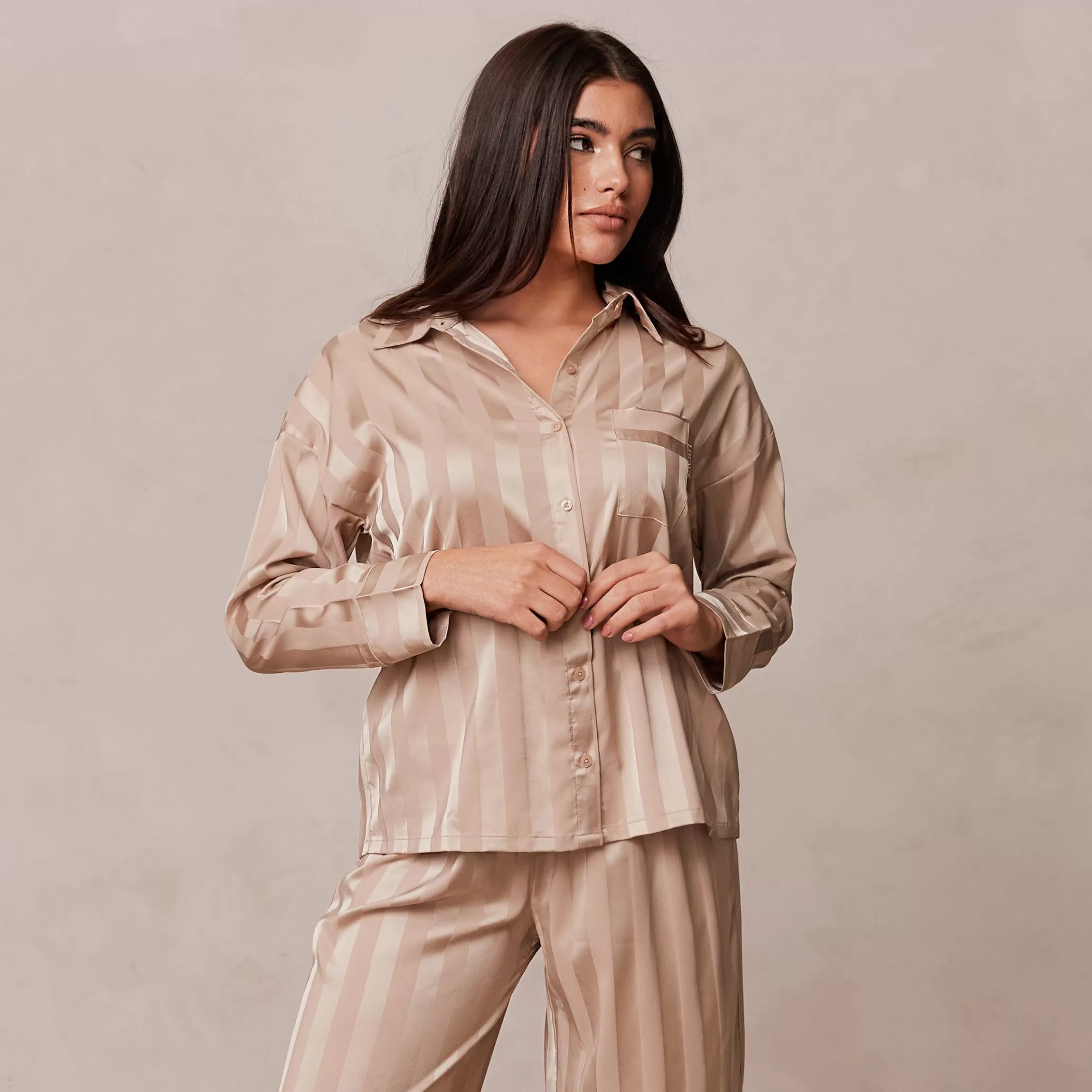 Kvinna Lounge Underwear Striped Satin Pyjamaskjorta